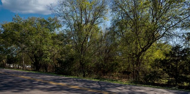 1718 W Main Street, Lancaster, TX 75146