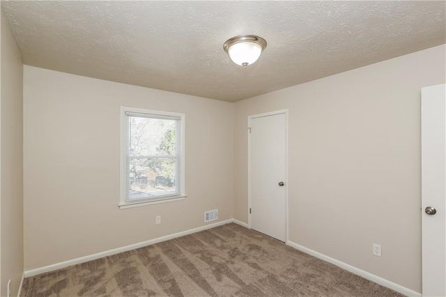 370 Valiant Lane, Riverdale, GA 30274