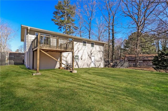 370 Valiant Lane, Riverdale, GA 30274