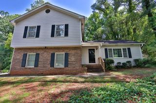 752 Roxboro Trace, Lawrenceville, GA 30044