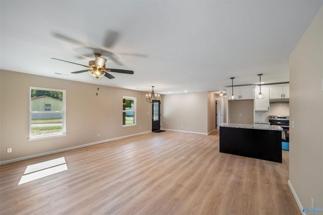 1400 Sanders Avenue NE, Fort Payne, AL 35967