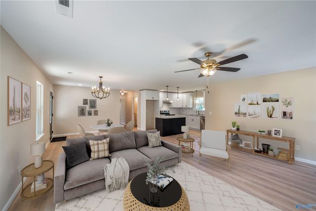 1400 Sanders Avenue NE, Fort Payne, AL 35967