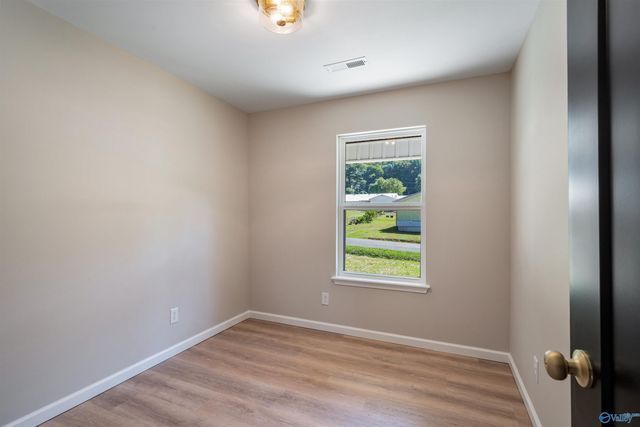 1400 Sanders Avenue NE, Fort Payne, AL 35967