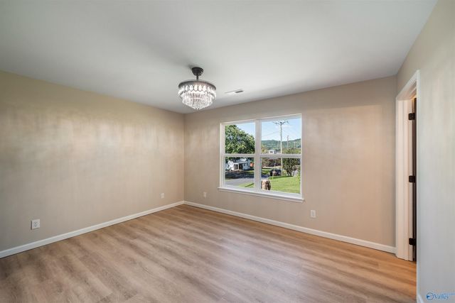 1400 Sanders Avenue NE, Fort Payne, AL 35967