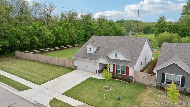 6808 17th Street, Broken Arrow, OK 74011