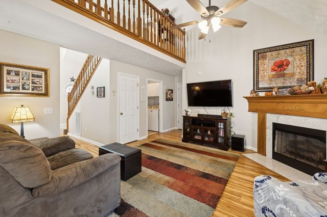 1524 Quantum Ct, Murfreesboro, TN 37128