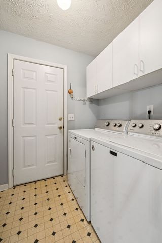 1524 Quantum Ct, Murfreesboro, TN 37128