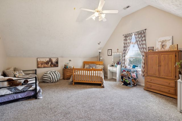 1524 Quantum Ct, Murfreesboro, TN 37128