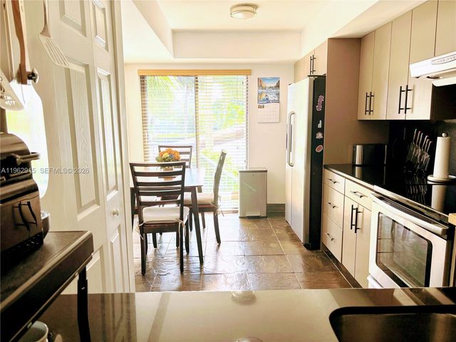 20442 NE 34th Court 13, Aventura, FL 33180