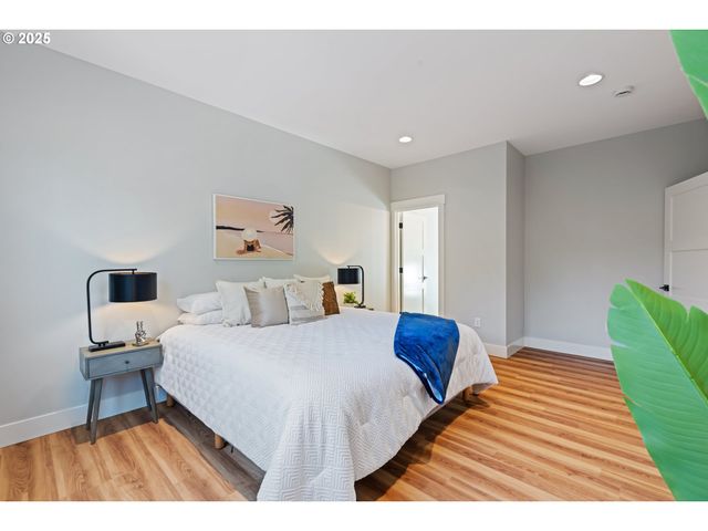 219 MAIN St, White Salmon, WA 98672