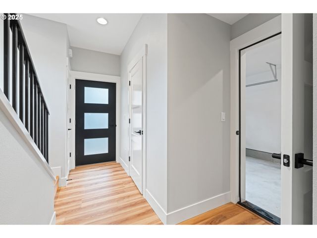 219 MAIN St, White Salmon, WA 98672