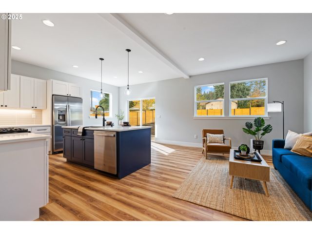 219 MAIN St, White Salmon, WA 98672