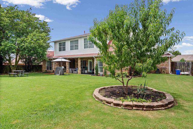 8231 MEADOW VALE DR, Memphis, TN 38125