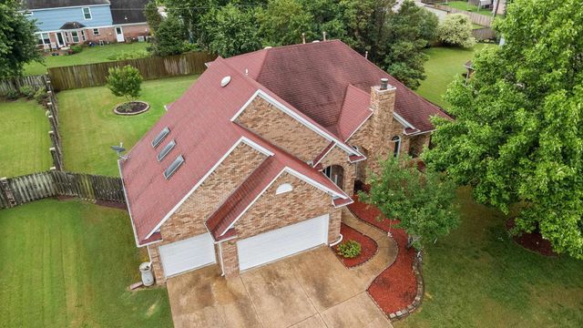 8231 MEADOW VALE DR, Memphis, TN 38125