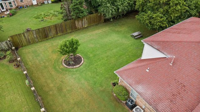 8231 MEADOW VALE DR, Memphis, TN 38125