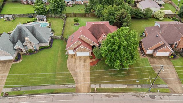 8231 MEADOW VALE DR, Memphis, TN 38125