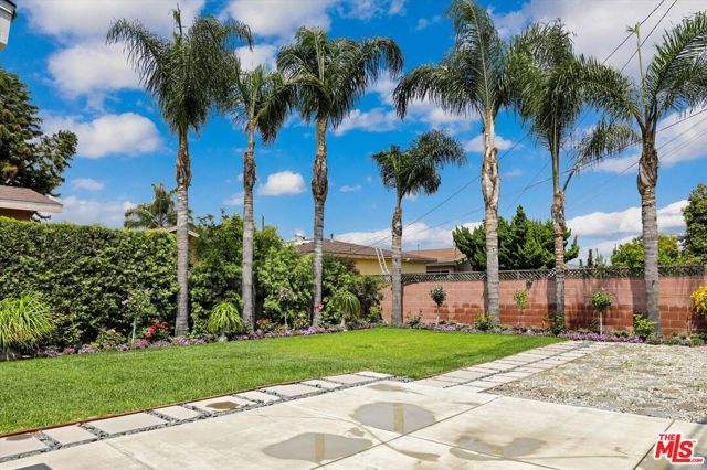 14110 Shoup Avenue, Hawthorne, CA 90250