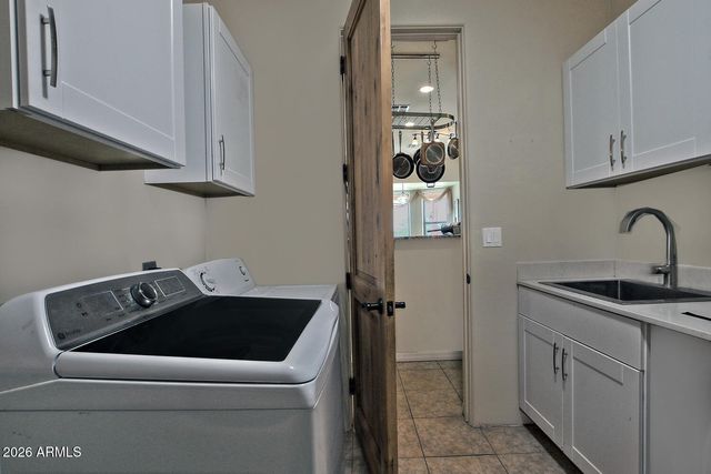 1111 E SUPERSTITION Boulevard, Apache Junction, AZ 85119