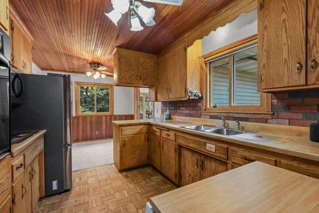 518 12th Avenue NW, New Brighton, MN 55112