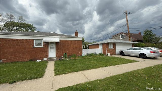 24104 Hass Street, Dearborn Heights, MI 48127