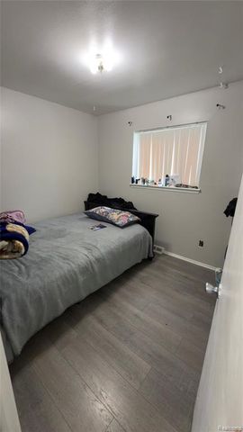 24104 Hass Street, Dearborn Heights, MI 48127