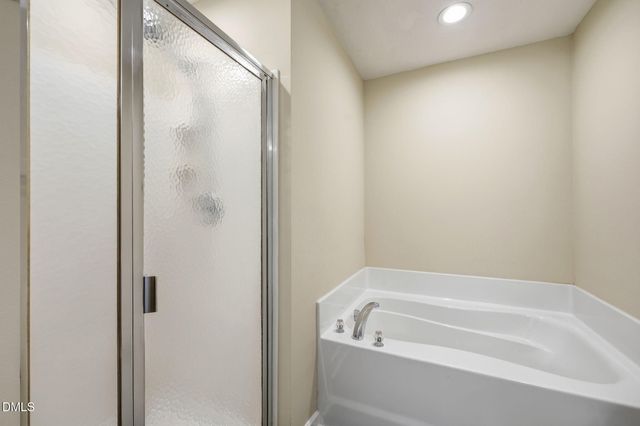 2617 Forest Shadows Lane, Raleigh, NC 27614