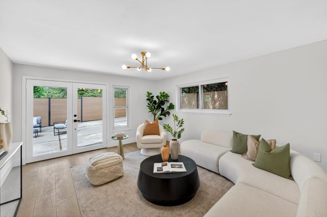 659 Parkview Circle, Pacifica, CA 94044