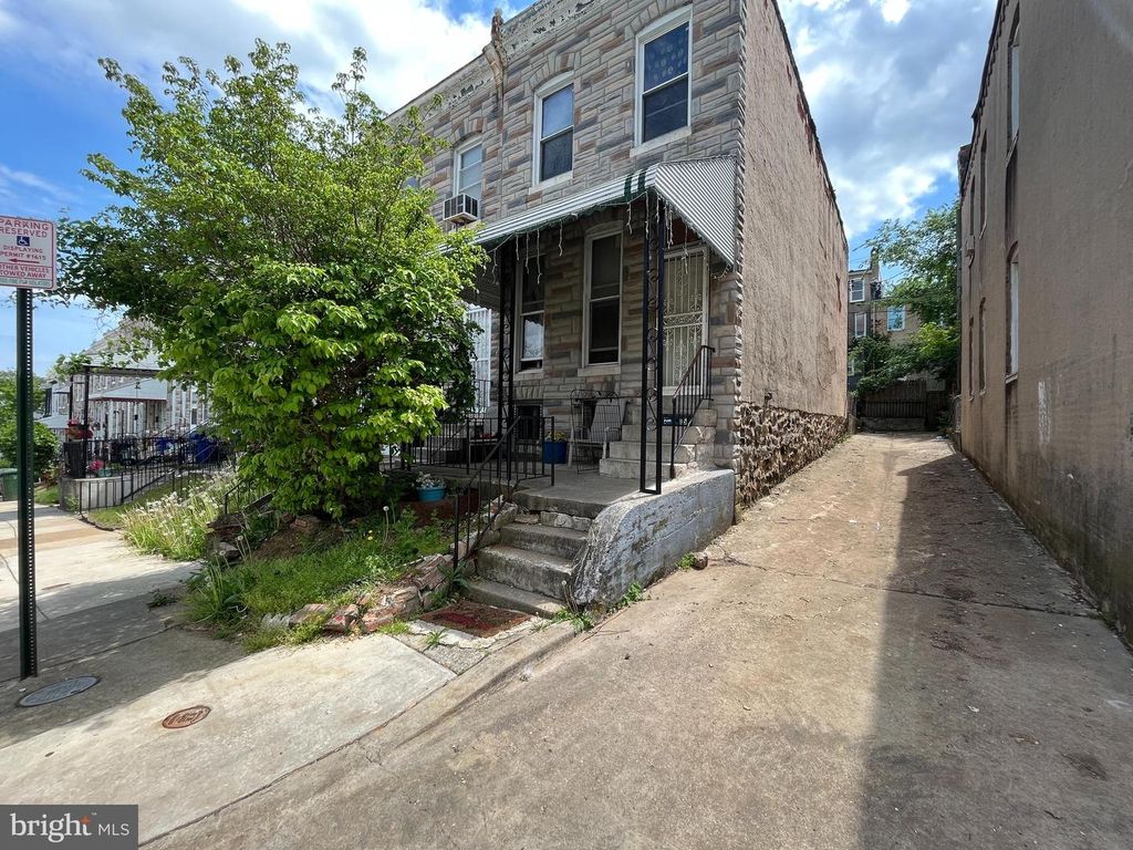 2531 HOLLINS ST, Baltimore, MD 21223