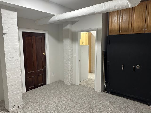 1757 Beacon St 1, Brookline, MA 02445