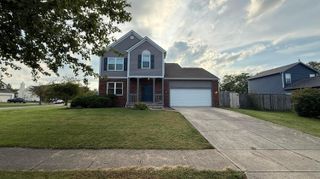 318 Eddington Drive, Pataskala, OH 43062