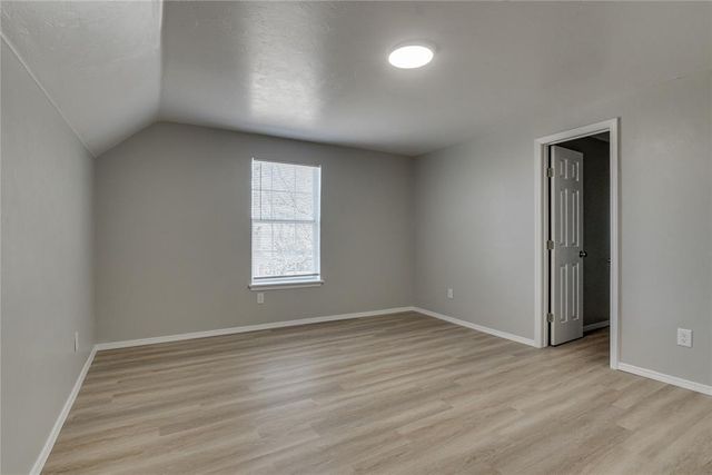 809 Holly Hill Road, Edmond, OK 73003