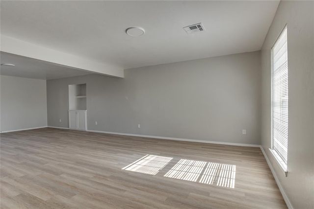 809 Holly Hill Road, Edmond, OK 73003