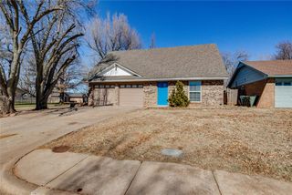 809 Holly Hill Road, Edmond, OK 73003