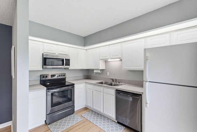 401 Redding Road 7, Lexington, KY 40517
