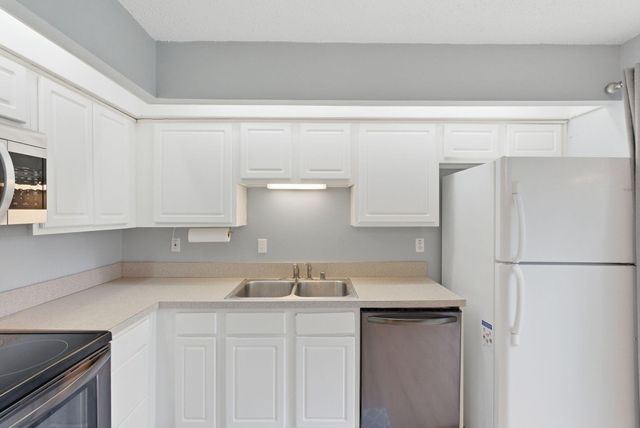 401 Redding Road 7, Lexington, KY 40517