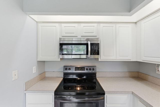 401 Redding Road 7, Lexington, KY 40517