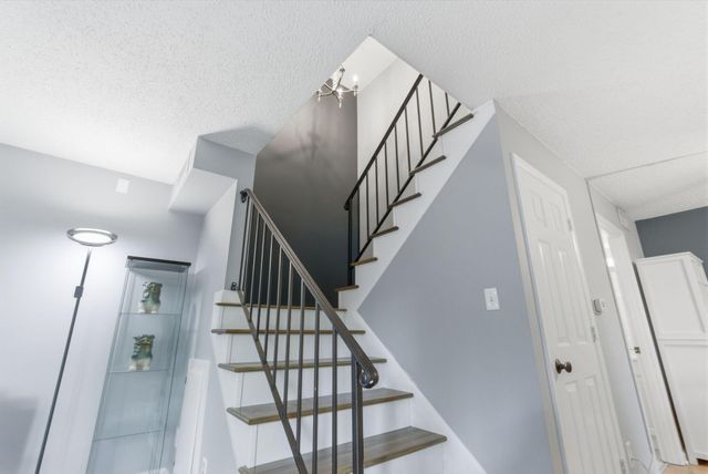 401 Redding Road 7, Lexington, KY 40517