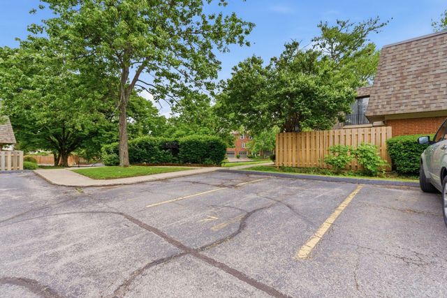401 Redding Road 7, Lexington, KY 40517