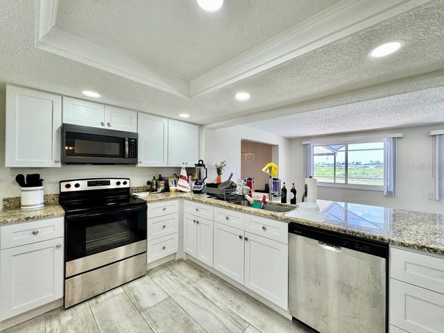 4037 TOPSAIL TRAIL, New Port Richey, FL 34652