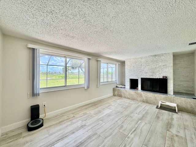 4037 TOPSAIL TRAIL, New Port Richey, FL 34652