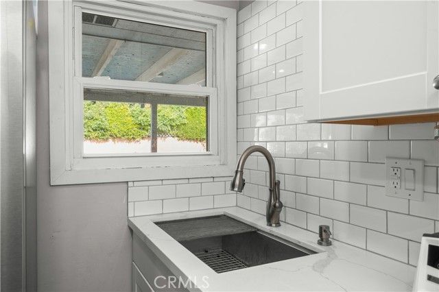 8989 Pembroke Avenue, Riverside, CA 92503