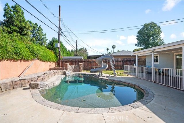 8989 Pembroke Avenue, Riverside, CA 92503