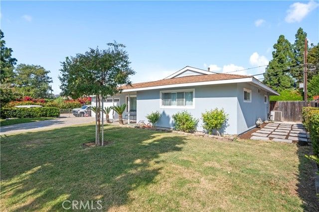 8989 Pembroke Avenue, Riverside, CA 92503