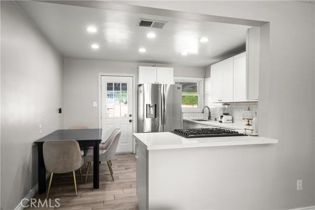 8989 Pembroke Avenue, Riverside, CA 92503