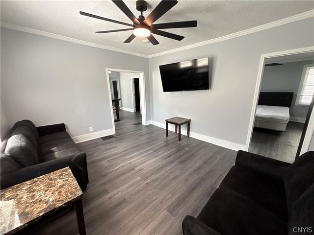 212 Westcott Street, Syracuse, NY 13210