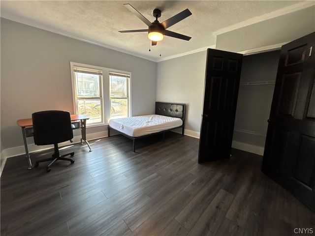 212 Westcott Street, Syracuse, NY 13210