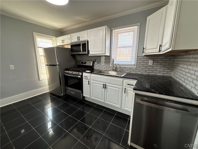 212 Westcott Street, Syracuse, NY 13210