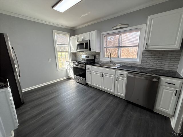 212 Westcott Street, Syracuse, NY 13210