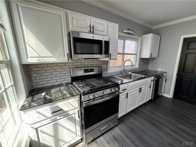 212 Westcott Street, Syracuse, NY 13210