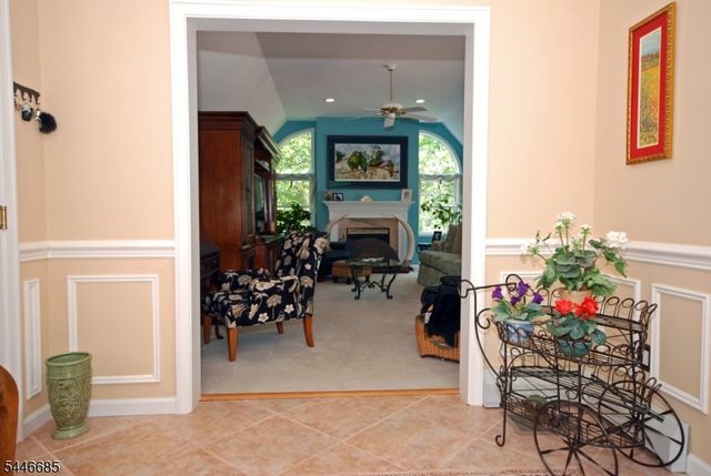 32 Coddington Rd, Readington Twp., NJ 08889
